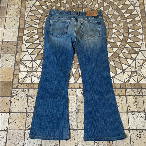 Lucky Brand Dungarees 6/28 blue jeans/ distressed - Picture 2 of 11